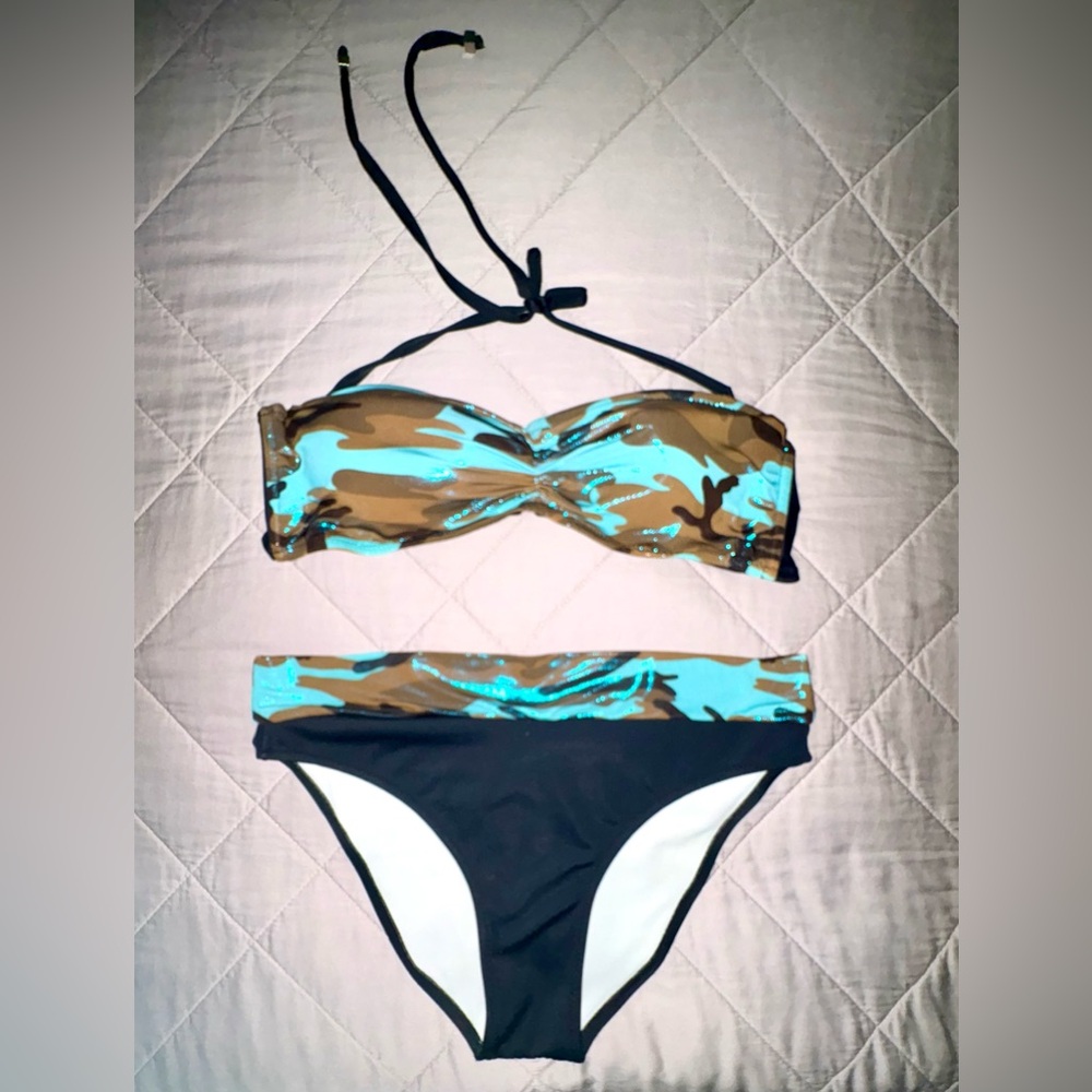 Papaya Con Leche Turquoise Camouflage Bikini Set